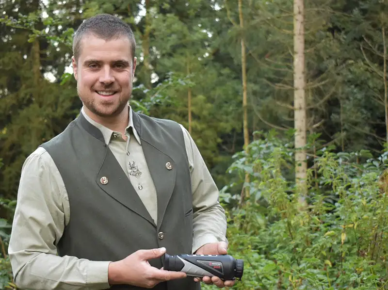 Beratung Wärmebildkamera für die Jagd in Feld & Gebirge